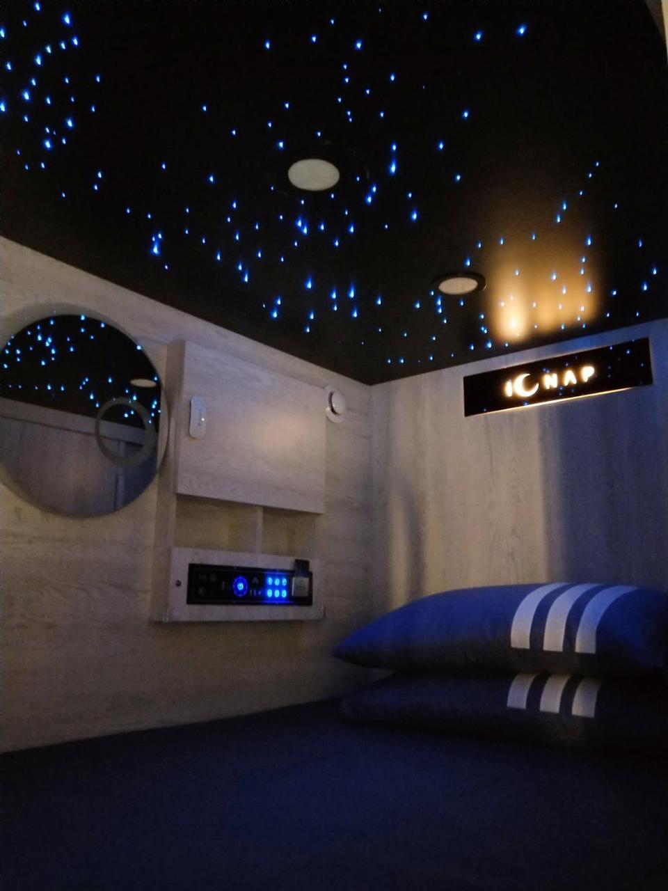 L'etoile de Mer Mong Kok - Capsule Hotel Kowloon  Extérieur photo